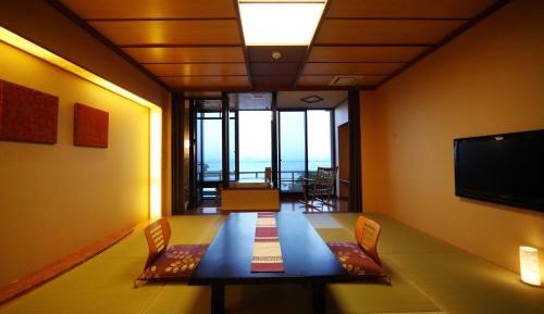 Japanese-Style Room