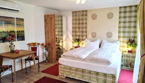 One-Bedroom Chalet