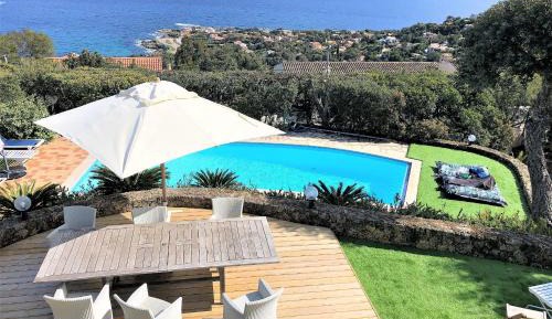 Five-Bedroom Villa