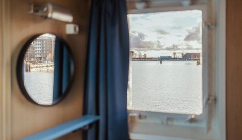 Quadruple Room with Shared Bathroom