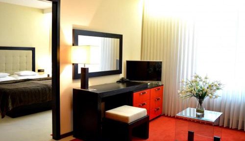 Superior King Suite