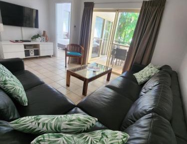Three-Bedroom Apartment with Spa Bath
