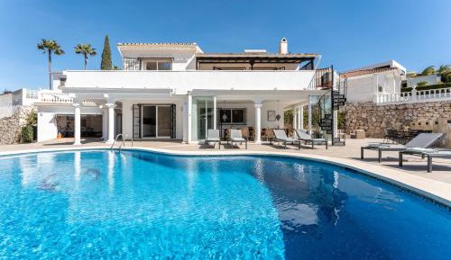 Six-Bedroom House