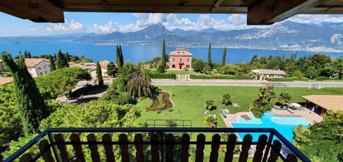 Panoramic Double or Twin Room with Lake View