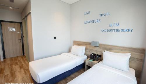 Deluxe Twin Room with Terrace (includes 25% off F&B)