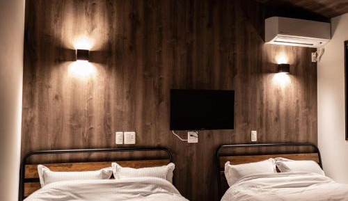 Large Twin Room