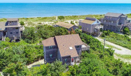 Four bedroom holiday home 