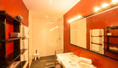 Family Junior Suite (2 Adults + 2 Children)