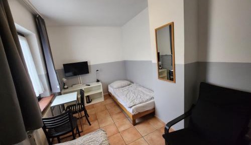 Double or Twin Room with Shared Bathroom