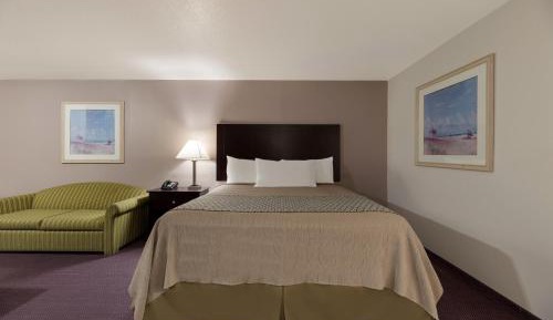 King Room - Non-Smoking