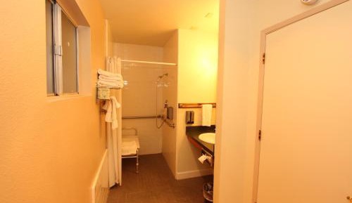 King Room - Disability Access