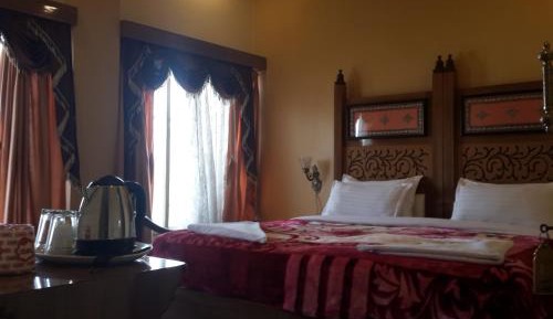 Compact Double Bed River Side 