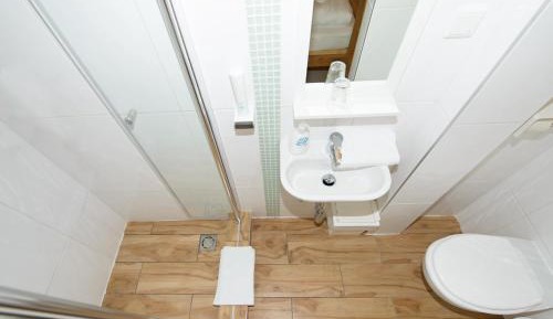 Small Double Room with Mountain and partial Lake View - First Floor