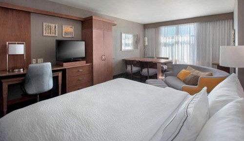 King Room with Sofa Bed - Parlor