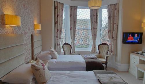 Classic Plus Twin Room