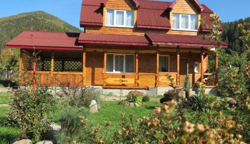 Standard Double Room with Mountain View