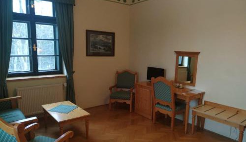 Deluxe Double Room with Shower