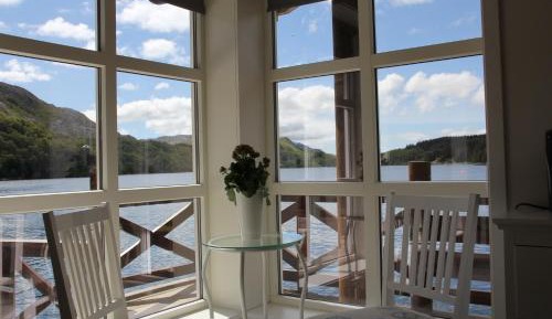 Deluxe Double or Twin Room with Sea View