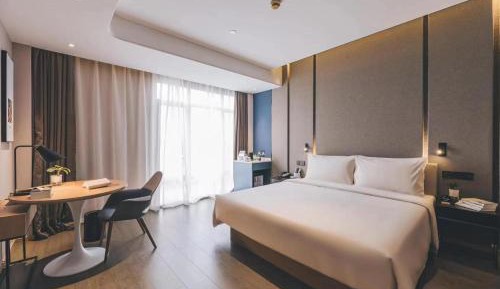 Superior Double Room with Inner Window