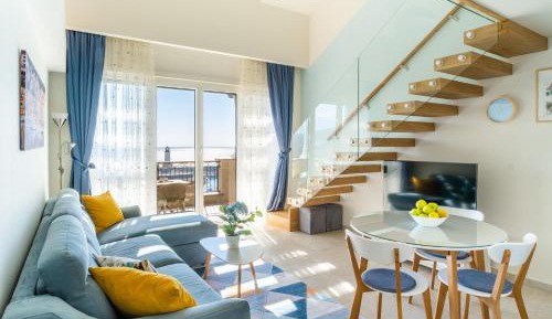 Duplex Studio Sea View