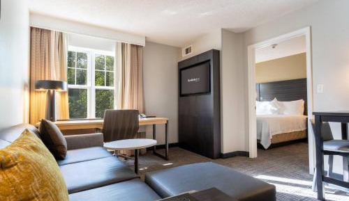One-Bedroom Suite
