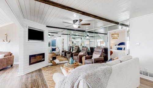 Two Bedroom Apartment 