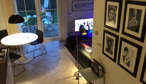 Two-Bedroom Apartment - Split Level