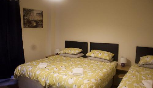 Comfort Triple Room with Shower