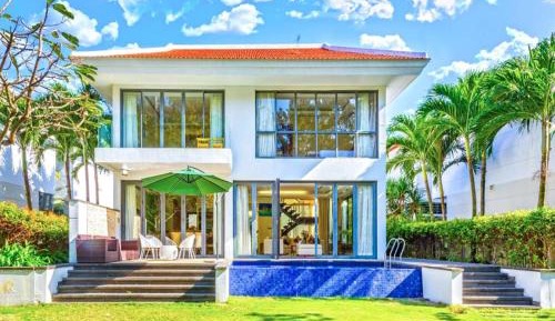 Three-Bedroom Villa with Private Pool