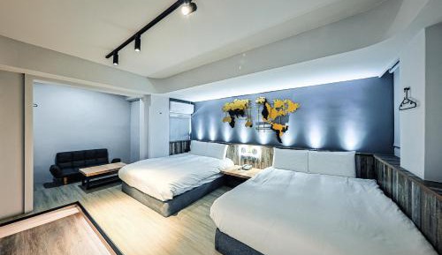 Deluxe Family Room