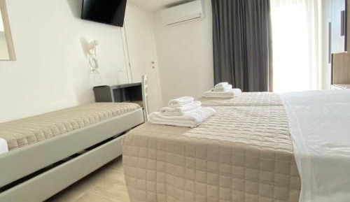 Classic Triple Room