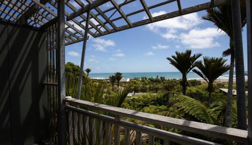 Grand Ocean View Eco-Suite – Balcony