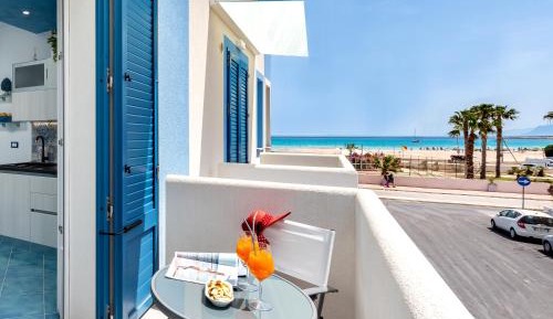Apartment with Terrace and Hot Tub