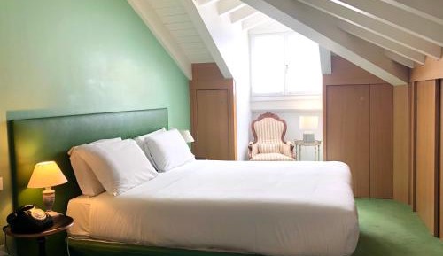 King Room