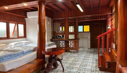 Japanese-Style Room