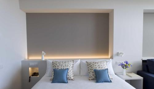 Deluxe Suite with Sea View