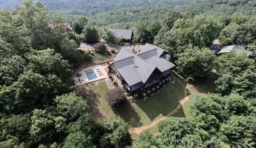 Six-Bedroom House