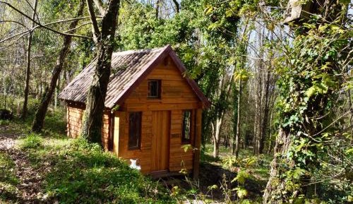 Bungalow with Garden View