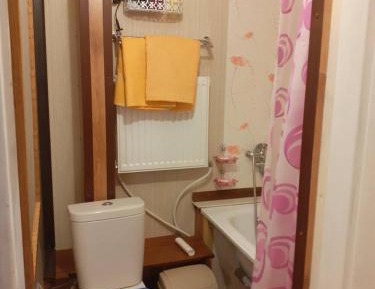 Twin Room with Bath
