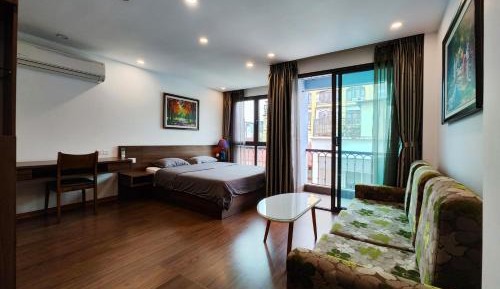 Apartment with Balcony