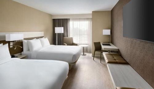 Queen Guest Room with Two Queen Beds