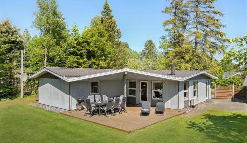 Four-Bedroom Holiday Home