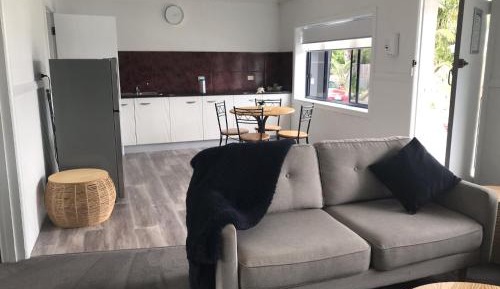 Apartment with Garden View