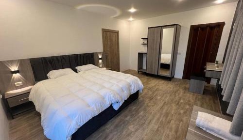 Double Room with Private Bathroom