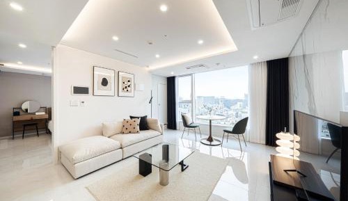 Premier Suite W
