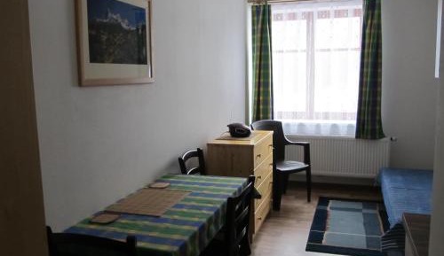 Studio (2 Adults)