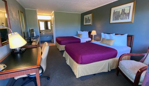 Double Room with Two Double Beds - Non-Smoking