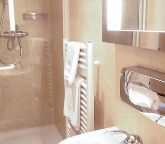 Single Room with Private Bathroom