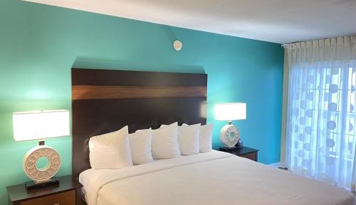 Standard King Room