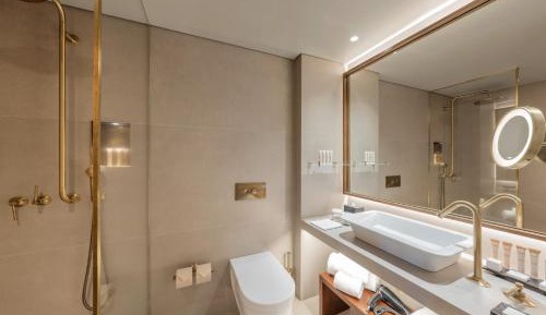 Double or Twin Room with City View